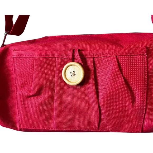 Vintage Red Canvas Shoulder Bag Wooden Button Accent Adjustable Strap Purse - Picture 2 of 7